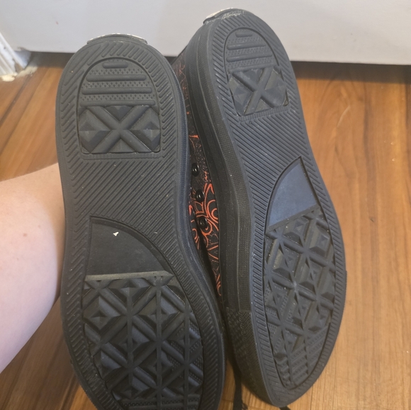 Black and Red Athletic Shoes - Picture 4 of 5